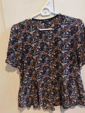 Market & Spruce Black Floral Peplum Top with Pink and Tan Blooms